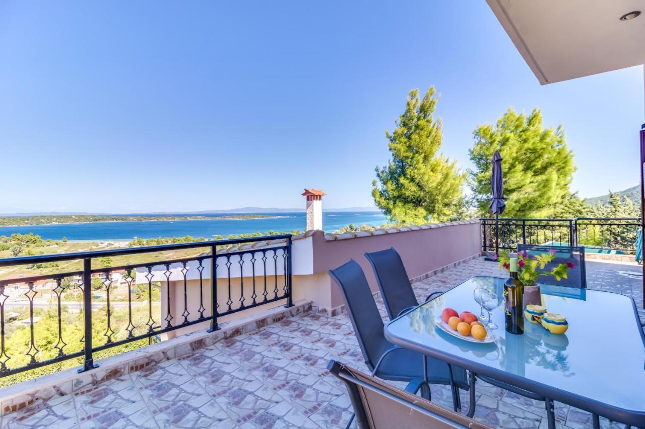 Seaview Villas فوروفورو المظهر الخارجي الصورة